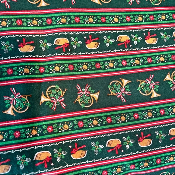 Christmas holiday French horns 6 placemats - Picture 7 of 10